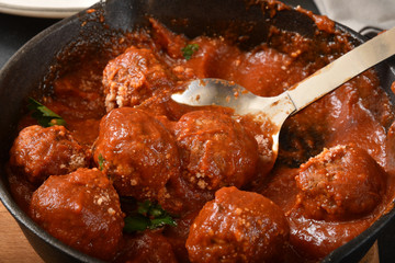 Spaghetti sauce with meatballs