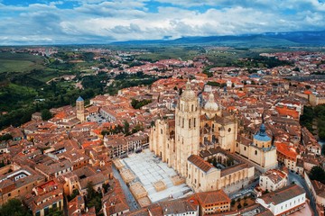 Fototapeta na wymiar Segovia Cathedral aerial view