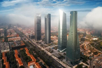 Crédence de cuisine en verre imprimé Madrid Madrid financial business district aerial view