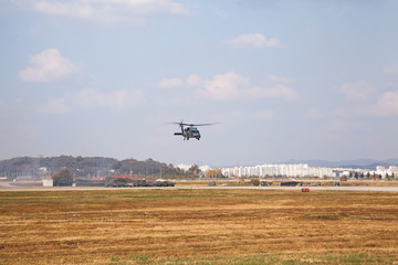 Fototapeta premium dynamic airshow by Helicopter