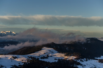 Pieniny panorama zimowa z Wysokiego Wierchu