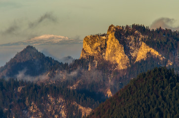 Pieniny panorama zimowa z Wysokiego Wierchu - obrazy, fototapety, plakaty
