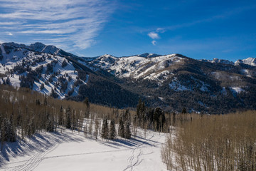 Vue a&eacute;rienne panoramique de Alta enneig&eacute;, &agrave; Salt Lake City