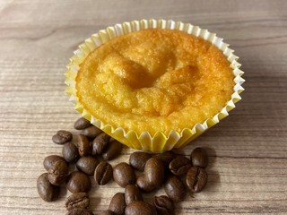 Muffin mit Kaffeebohnen