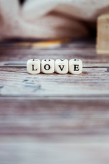 Message d'amour lettres en bois LOVE