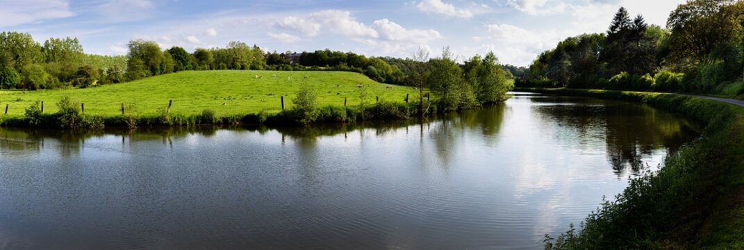 Balade &agrave; Thuin