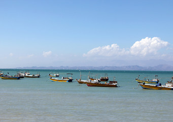 Fototapeta premium colorful boats in the sea, beautiful colorful world
