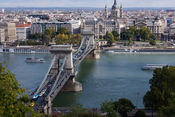 Fototapeta premium Budapest (Hungary). Chain Bridge in the city of Budapaste
