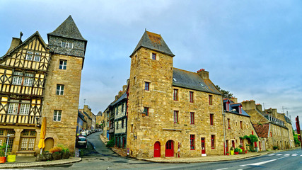 Fototapeta premium Porte de la ville de Tréguier, Côtes-d'Armor, Bretagne, France