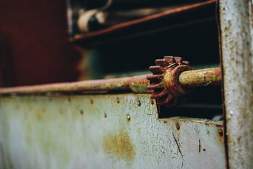 Details of an old metalic industry equipment