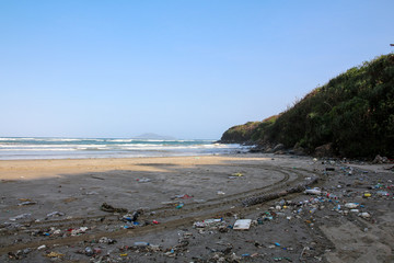 a paradise full of plastic vietnam
