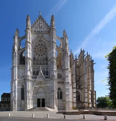 Foto op Aluminium Transept facade with gothic rose window at Beauvais city cathedral in France © float