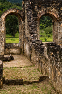 Ru&iacute;nas do Parque Arqueol&oacute;gico e Ambiental de S&atilde;o Jo&atilde;o Marcos