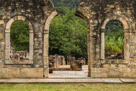 Ru&iacute;nas do Parque Arqueol&oacute;gico e Ambiental de S&atilde;o Jo&atilde;o Marcos