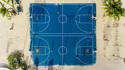 Basketball Court FTL © Lance