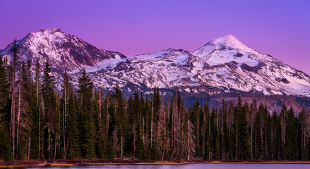 Alpenglow - Three Sisters Wilderness - Oregon