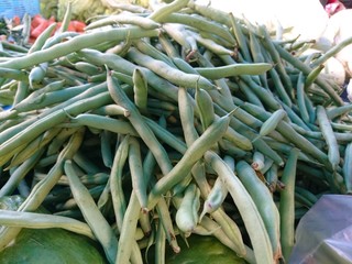 Stringbean at the traditional market