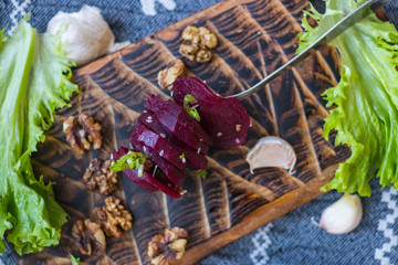 Cooked beetroot with walnuts. Vegan healthy food