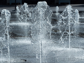 fontaines d'eau dans le parc André Citroën à Paris