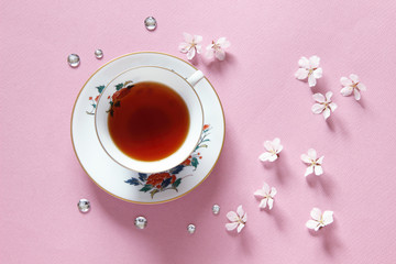 桜の花とストーンと紅茶