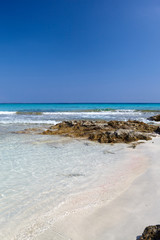 Playa Levante en Formentera de aguas cristalinas el paraiso del mediterráneo.