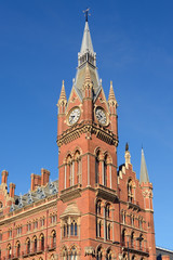 Obraz na płótnie Canvas St Pancras Station, Clock Tower, London, United Kingdom