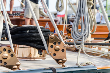 éléments et corde de voilier et bateau © Christian