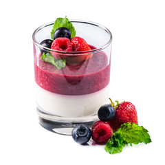 Healthy blueberry and raspberry parfaits