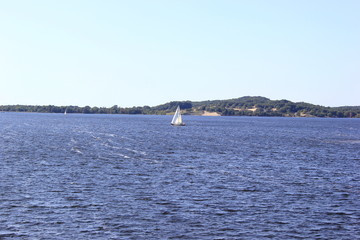 Obraz premium USA: Segelboot auf dem Lake Michigan