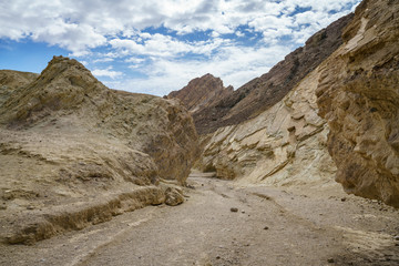 Fototapeta na wymiar hikink the golden canyon - gower gulch circuit in death valley, california, usa