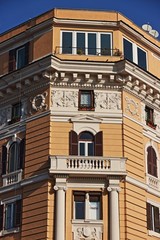 Fototapeta na wymiar Architettura urbana del quartiere Regina Margherita a Roma