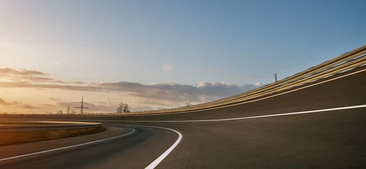 Raamstickers Raceauto / motorracebaan op een zonnige dag. © AA+W