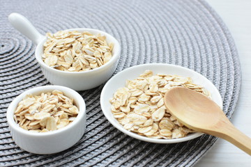  Fresh natural oatmeal, healthy product