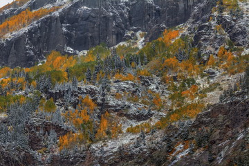 SHEER CLIFFS AND DAZZLING COLOR