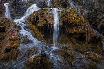 Pause longue d'une cascade à Roquefort-les-Cascades, Ariège, Occitanie