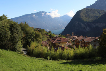 Obraz premium village in the mountains