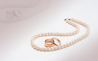 Wedding rings and white pearls, Wedding card