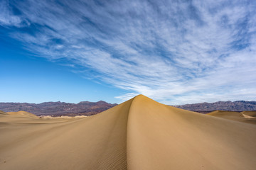 Fototapeta na wymiar Sand Dunes in the Death Valley National Park