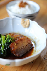 braised pork belly in Japanese style