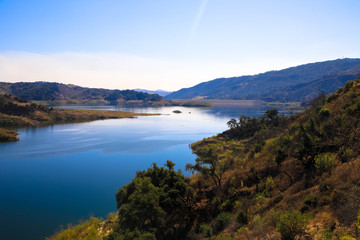 Fototapeta na wymiar Lake Casitas Erholungsgebiet in Oak View, Kalifornien