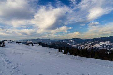 Fototapeta na wymiar Panorama z Wysokiego Wierchu 
