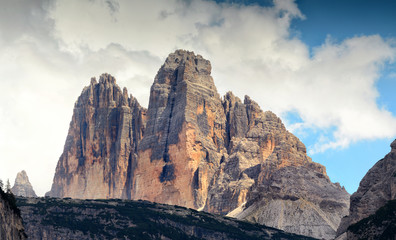 Naklejka premium Beautiful view of Tre Cime di Lavaredo or Drei Zinnen, in Dolomites as seen from Valle di Landro in summer season. Veneto, Italy