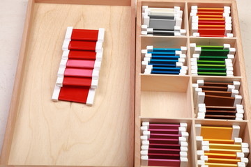 montessori material touch box colored cords №4