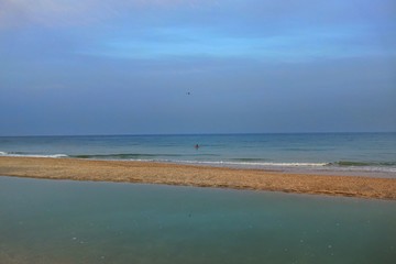 Fototapeta na wymiar Beach and sea. 