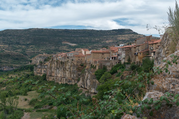 Fototapeta na wymiar Panorámica del pueblo medieval de Cantavieja
