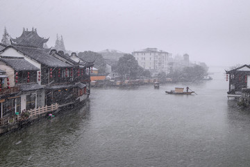 Fototapeta premium Snowfall in an ancient chinese city Zhujiajiao, Shangha, China