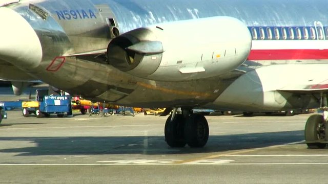 airplane take off and landing