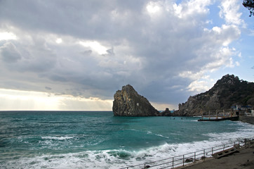 Fototapeta premium Surf on the Black Sea in winter