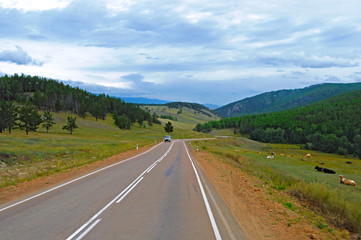 Fototapeta na wymiar Road to Baikal lake.