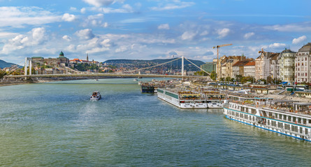 Naklejka premium Danube river in Budapest city center, Hungary